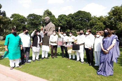 Congress MPs from Punjab Burn Copies of Farm Bills, Party Protests in Parliament