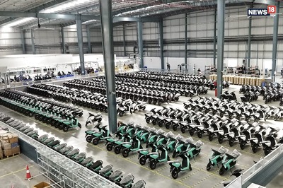 Auto Industry to Face More Chip, Semiconductor Shortages After Fire at Renesas Plant