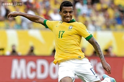 Bayern accept Arsenal's bid for Gustavo