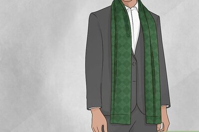 How to Wear a Scarf for Men