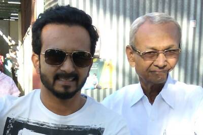 Cricketer Kedar Jadhav's Father Found After Going Missing from Pune Home