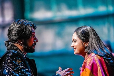 Actress Shruthi Krishna’s Candid Photos With Kiccha Sudeep From Bigg Boss Sets Viral