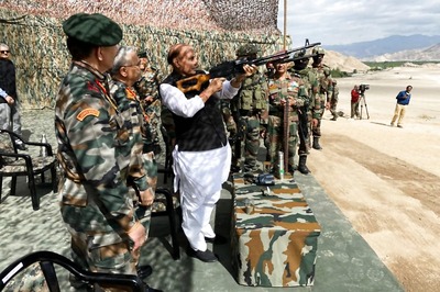 Make in India Gets Big Push as Rajnath Singh Announces Import Embargo on 101 Weapon Systems