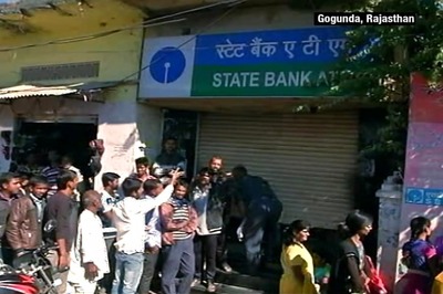 Demonetisation: Angry Cashless People Attack Banks in Gujarat