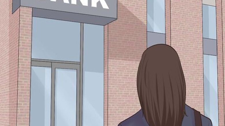 How to Become a Commercial Banker