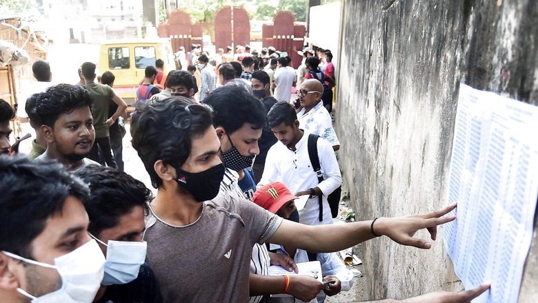 Hindu Sena Puts Up Posters Near JNU Main Gate, Warns of 'Stringent Steps if Saffron Insulted'