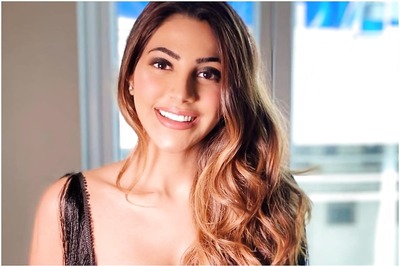 Nikki Tamboli's Fan Gifts Her a Beautiful Sketch of Herself