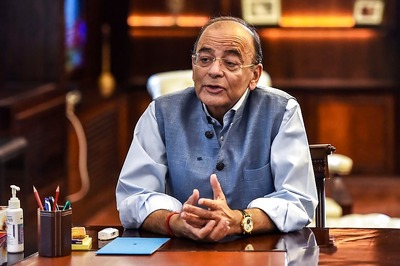 Jaitley Hints at Raising Rs500 a Month Cash Support to Farmers in Future