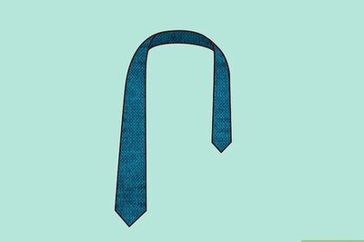 How to Tie a Knit Tie