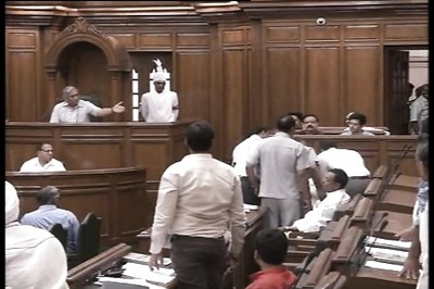 Delhi Assembly Speaker criticises L-G, throws out BJP MLA from the House