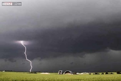 Lightning claims two lives in Howrah