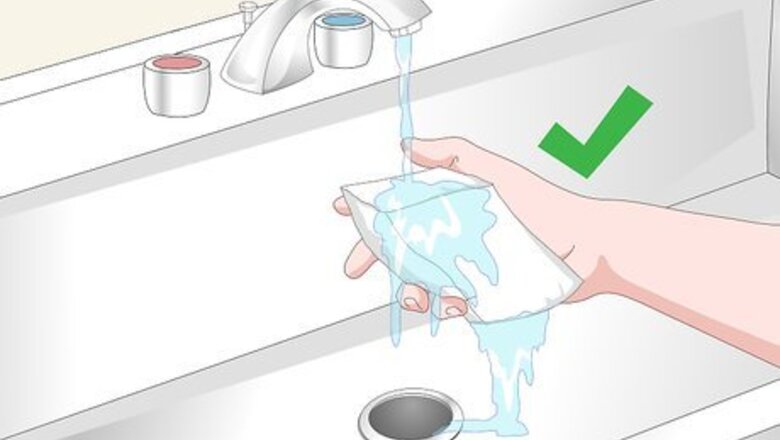 How to Remove Crayon from the Wall