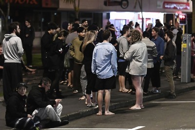 Tsunami Hits New Zealand After Series of Strong Quakes