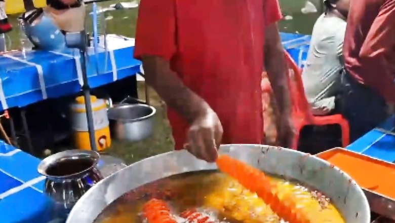 Why Is This Delicious Rs 30 Potato Twister Served in Bahraich Named after Dubai?