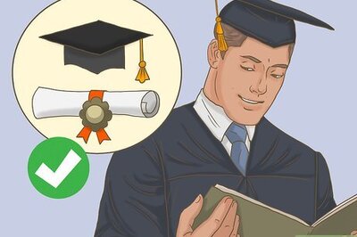 How to Become a History Teacher