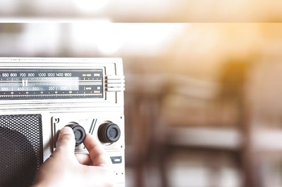 The Gen Z Wave: How Radio Connects with the Next Generation of Listeners