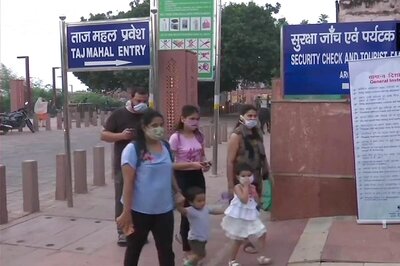 Taj Mahal, Agra Fort Reopen for Tourists from Today Amid Strict Coronavirus Safety Measures