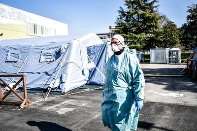 First French Doctor Dies of Coronavirus, His Wife Also Tests Positive