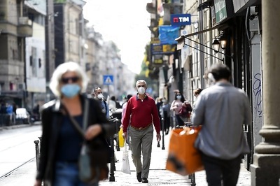 Italy to Ease Lockdown Restrictions, PM Eyes Reopening 'Strategic' Businesses From May 4