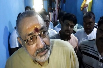 Union Minister Giriraj Singh Visits Riot-Accused Men in Bihar Jail