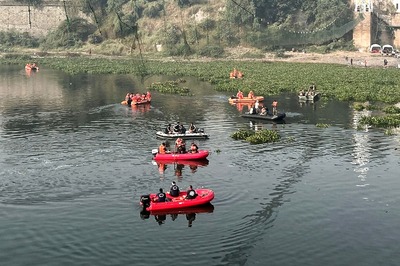 Morbi Bridge Collapse: Oreva Group Offers to Pay Rs 5 Crore Compensation to Victims