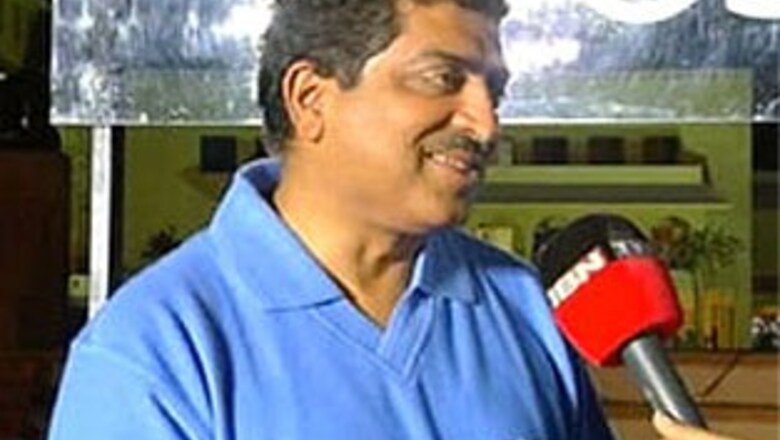 Global meltdown has hit IT hiring in India: Nilekani