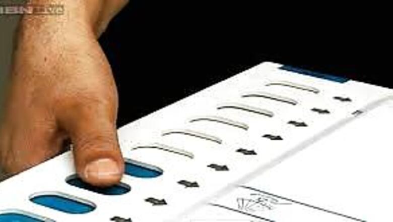 LS polls: Telangana region all set to witness triangular contests