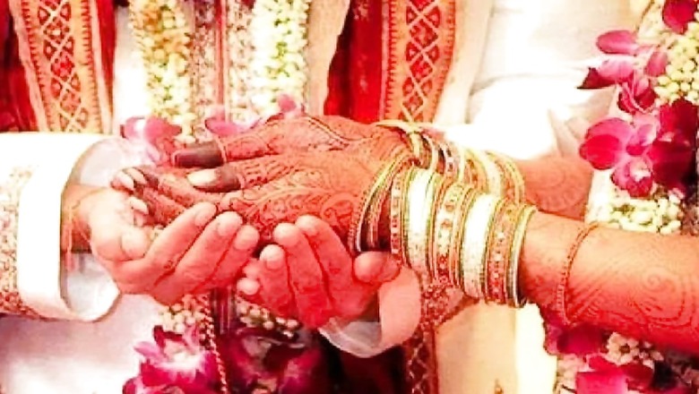 5 Astrology-backed Tips Married Couples Can Follow To Strengthen Bond