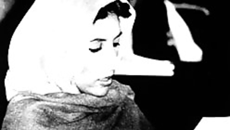 Rare pics: Benazir, political journey of the people's person