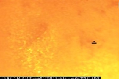 Lightning-sparked wildfires rage in California wine country