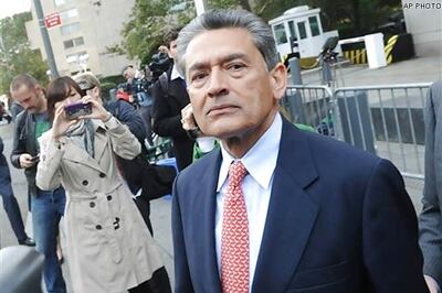 Rajat Gupta cheated, abandoned duties: Prosecutor