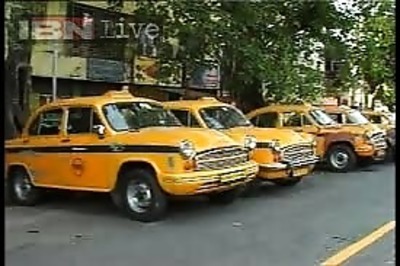 Commuters left stranded as Kolkata taxis go on strike