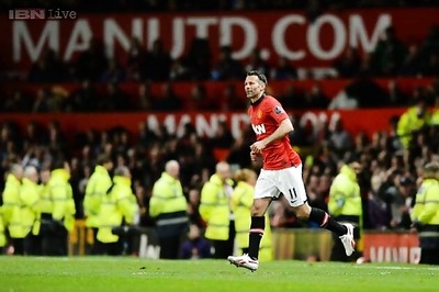 Factbox: Manchester United great Ryan Giggs