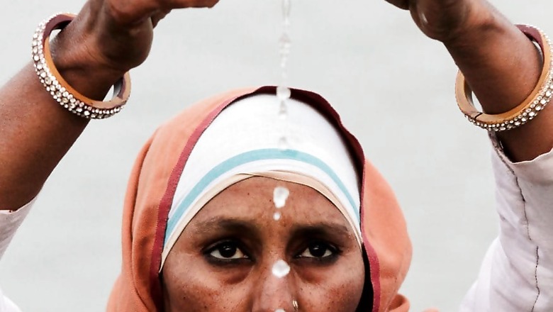 Makar Sankranti 2020: 18 Lakh Pilgrims Take Holy Dip at Ganga Sagar on Auspicious Day