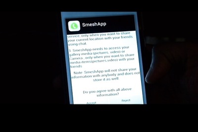 Army blacklists 3 apps, warns troops against using WeChat, Smesh, Line