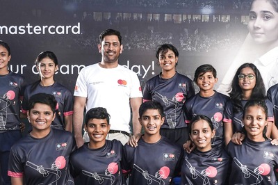 MS Dhoni Trains Next Generation of Women Cricketers