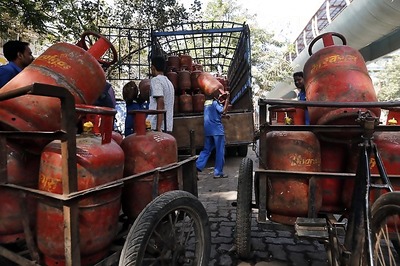 Cabinet approves Rs 8,000-crore scheme to provide free LPG to poor households