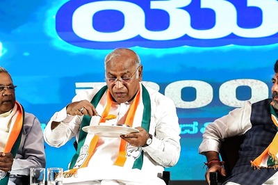 Is 'Second Demonetisation' Cover-up of Wrong Decision Made Earlier, Asks Kharge