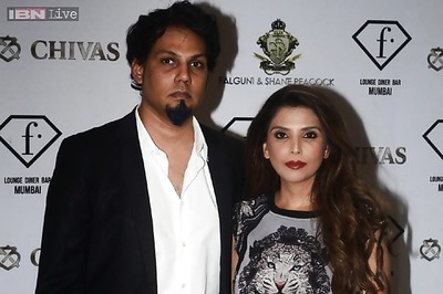 Designer duo Falguni and Shane Peacock receive Bharat Samman Award
