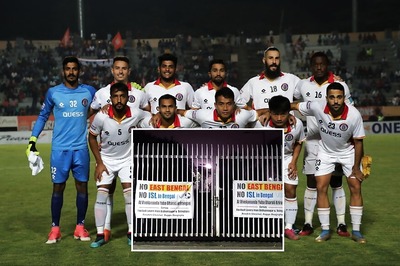 East Bengal Fans Demand Inclusion in ISL, Put Up Placards at Salt Lake Stadium