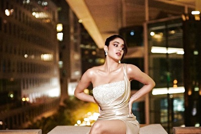 Janhvi Kapoor Rules The Red Carpet At Filmfare Middle East Achievers Night 2022