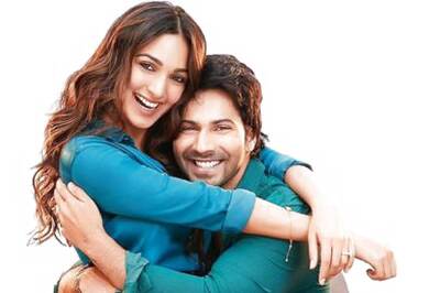 Kiara Advani Says Jug Jugg Jeeyo Co-star Varun Dhawan Would Call Her at Odd Hours to Discuss Roles