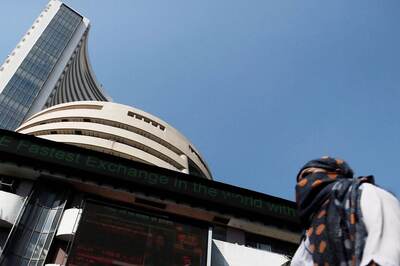 Sensex Drops 94 pts, Nifty Holds 16,550; Oil India Surges 13%