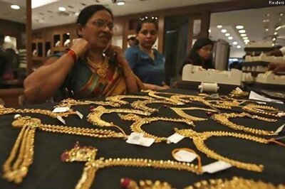 Rising gold prices hamper jewellery sales: Report