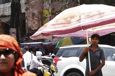 Delhi Continues to Reel Under Heatwave, Maximum Temperature Settles at 43.5 Degrees Celsius