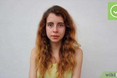 How to Do a Messy Bun (for Curly Hair)