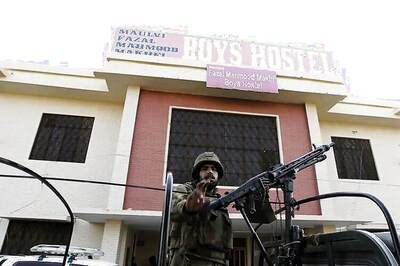 Main facilitator of Bacha Khan varsity attack arrested: Report