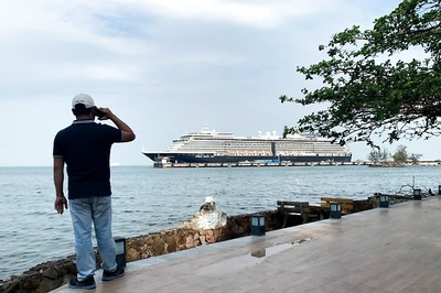 Coronavirus Fears Rise After Cambodia's Acceptance of Cruise Ship