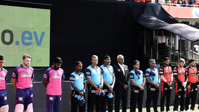 IPL 2023: SRH, RR Players Pay Tribute to Salim Durani, Observe Two-minute Silence Ahead of Match