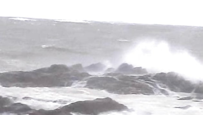 Army mobilises columns for for post Phailin salvage operations